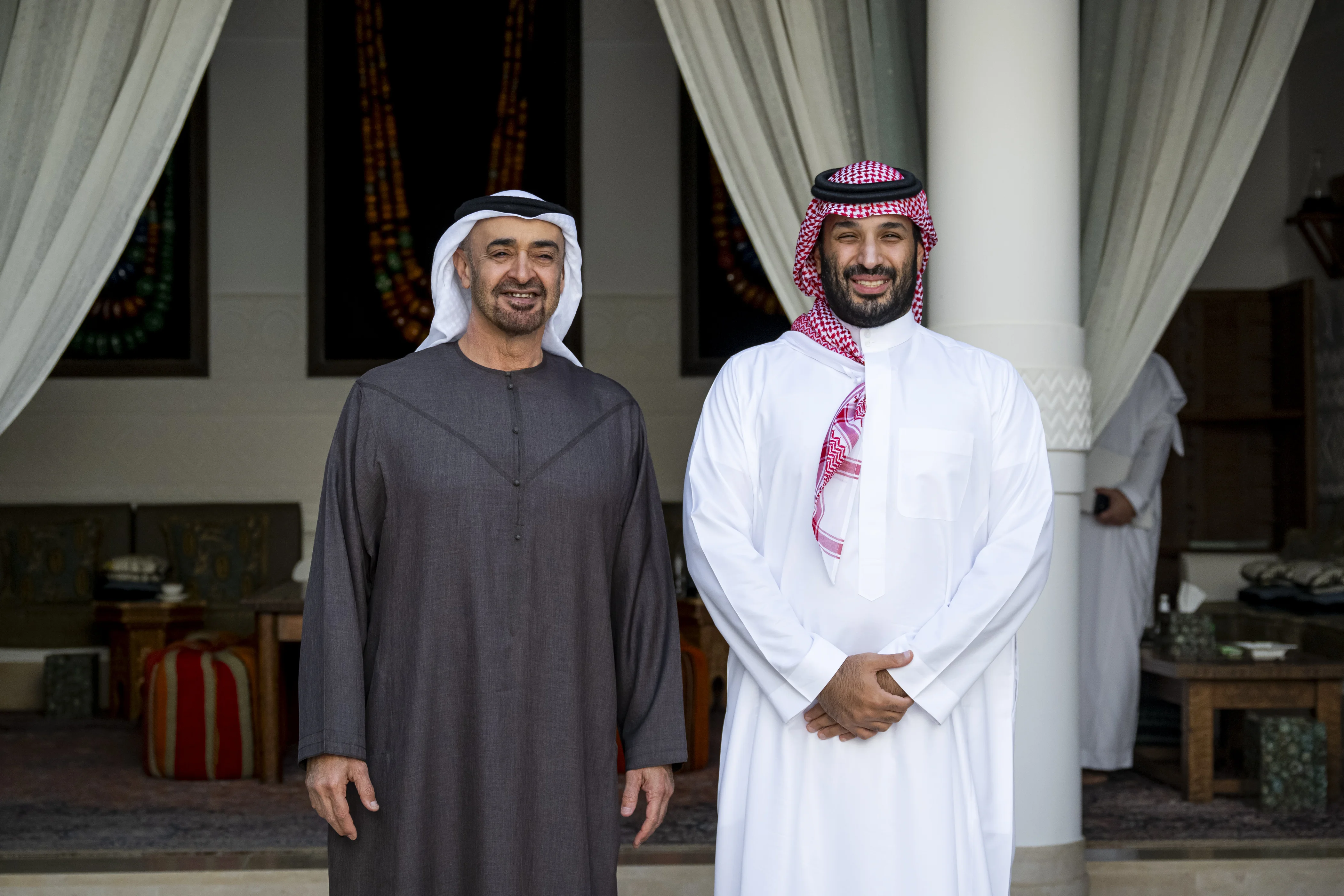 His Highness Sheikh Mohamed bin Zayed Al Nahyan, President of the United Arab Emirates, stands for a photograph with Prince Mohamed bin Salman bin Abdulaziz, Crown Prince and Prime Minister of Saudi Arabia, in Riyadh, September 2025